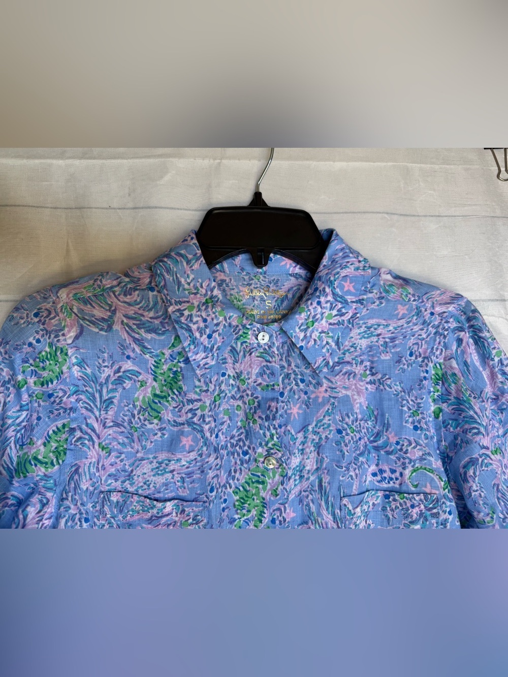 Lilly Pulitzer Sea View Linen Button Down Blue Peri women’s size small - Picture 6 of 16